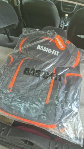 Mochila Basic-Fit Gris y Naranja