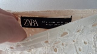 Bermudas Perforadas Zara