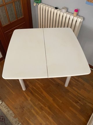 Mesa de comedor blanca extensible