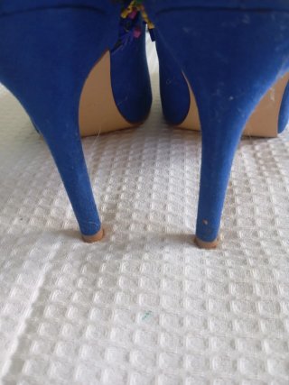 Zapatos Azules con Pedrería