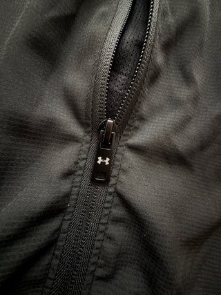 Cortavientos Under Armour Negro Hombre