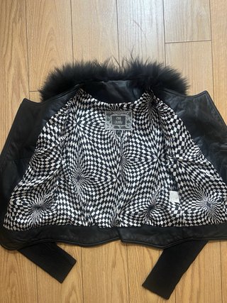 Chaqueta de Cuero Vintage con Cuello de Pelo