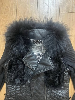 Chaqueta de Cuero Vintage con Cuello de Pelo