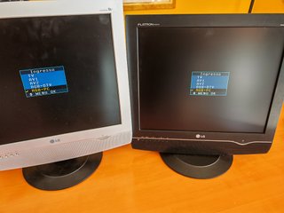 2 Monitor-TV LG Flatron LCD