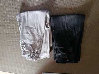2 Pantalones Baggy