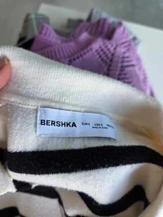 Jersey Rayas Cuello Pico Bershka Talla S