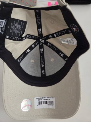 Gorra New York Yankees Beige Mujer