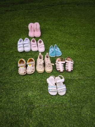 Lote de 8 pares de zapatos barefoot para bebé