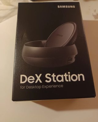 Samsung DeX Station EE-MG950