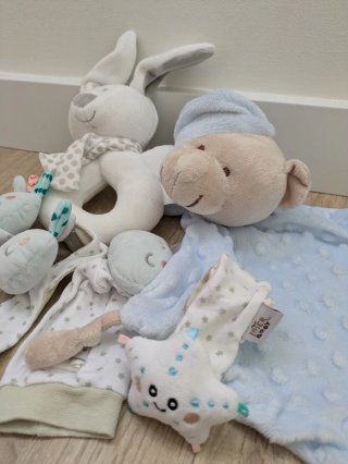 Set de 6 Juguetes y Peluches para Bebé