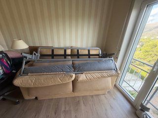 Sofá cama 2 plazas beige con colchón