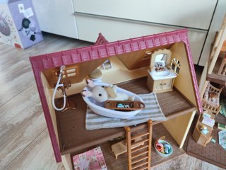 Lote Casas y Figuras Sylvanian Families