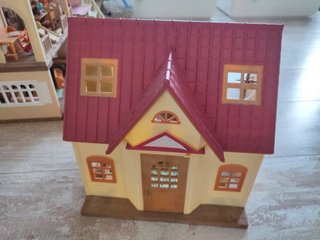 Lote Casas y Figuras Sylvanian Families