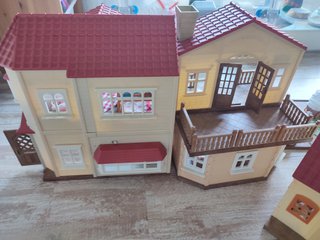Lote Casas y Figuras Sylvanian Families