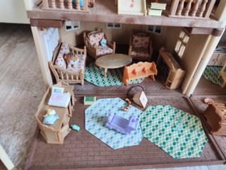 Lote Casas y Figuras Sylvanian Families