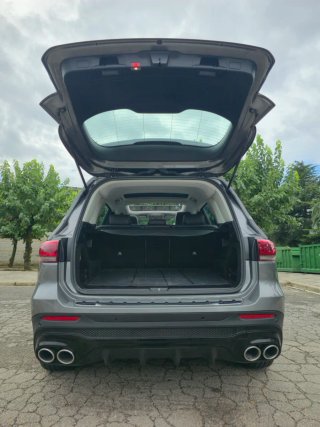 Mercedes-Benz GLB 2021