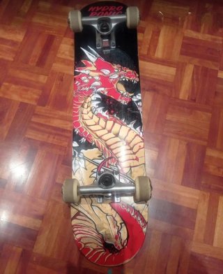 Skate HYDRO PONIC dragón