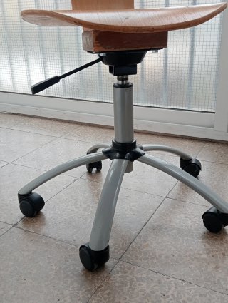 Silla de escritorio madera y metal