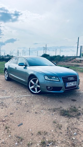 Audi A5  2.0 tdi 143 cv
