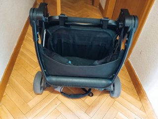 Silla de paseo Joie gris