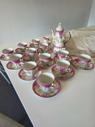 Juego de 12 Tazas de Café de Porcelana