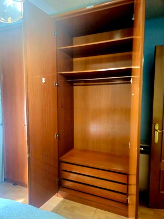 Armario gran capacidad madera