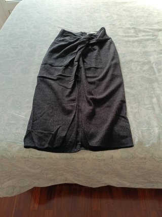 Falda larga entallada gris,con cremallera