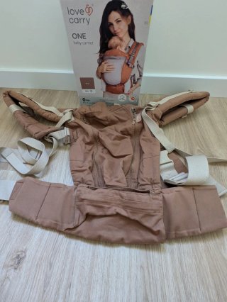 Mochila Portabebés Love & Carry ONE Pecan