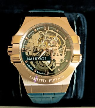 Reloj Maserati automático nuevo, dorado