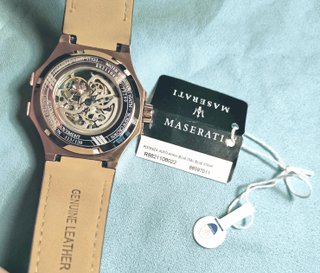 Reloj Maserati automático nuevo, dorado