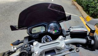 Yamaha FZ1 N Negra con Extras