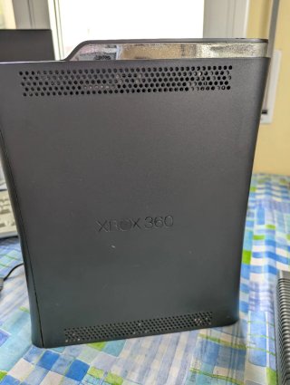 Consola Xbox 360 negra con HDD de 120 GB - LEER