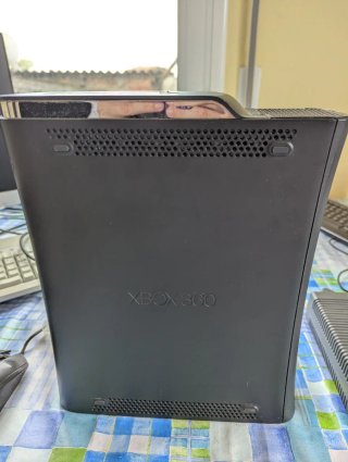 Consola Xbox 360 negra con HDD de 120 GB - LEER