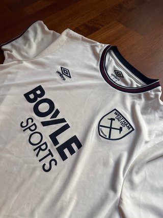 Camiseta West Ham Umbro Talla XL