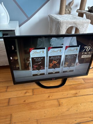 LG TV Negra
