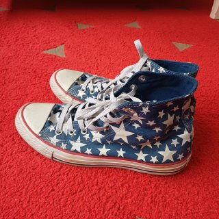 Zapatillas Converse Altas Estampado Estrellas