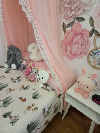 Dosel de Cama Rosa con puntilla  Blanco