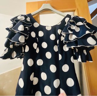 Traje de flamenca azul marino lunares blancos
