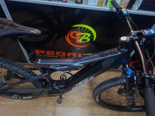 Bicicleta Eléctrica KTM Macina Kapoho Carbono