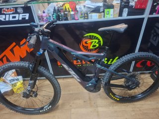Bicicleta Eléctrica KTM Macina Kapoho Carbono