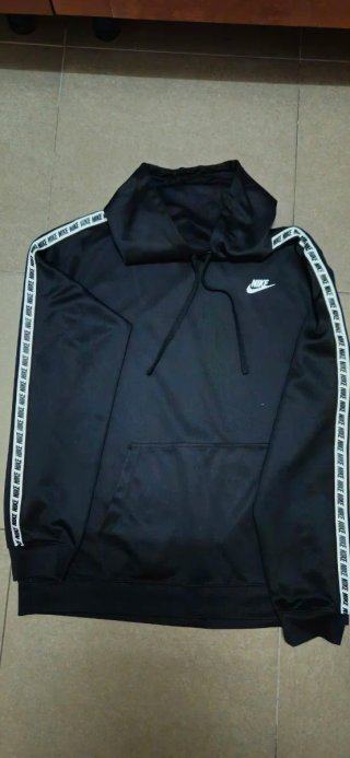 Sudadera Nike Negra con Logo