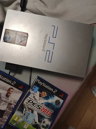 PlayStation 2 Gris + 7 Juegos
