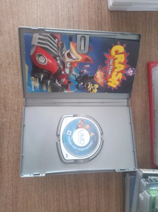 Crash Tag Team Racing (PSP)