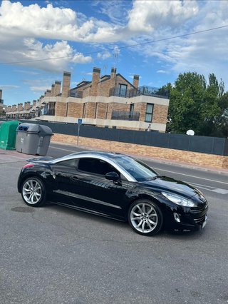 Peugeot RCZ 2013