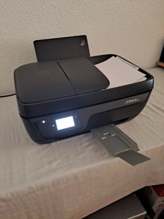 Impresora HP OfficeJet 3831 Multifunción