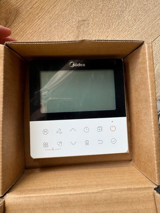 Termostato MIDEA con wifi integrado