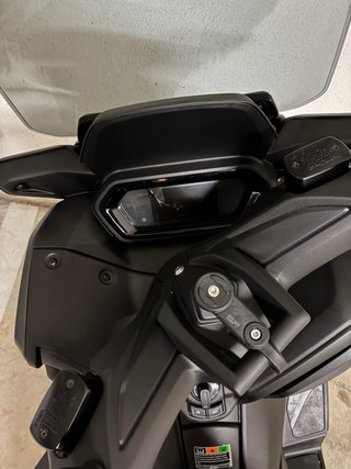 Yamaha XMAX 125 ABS (2023) + Extra -Solo 2.900 km