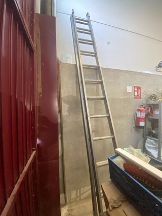 Escalera extensible aluminio