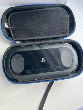 PS Vita Star Wars + 4 Juegos