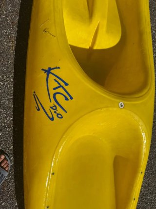 Canoa Amarilla Rotomod